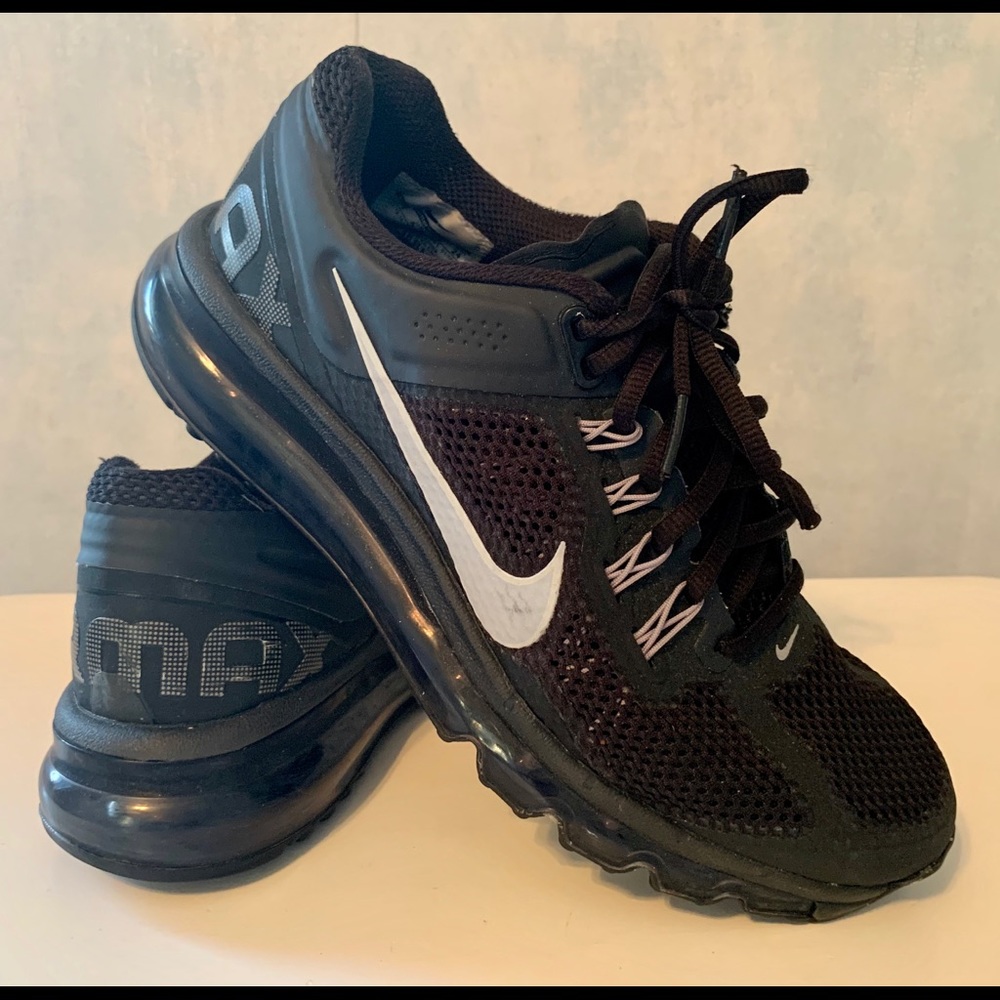 ⚡️ NIKE WOMENS AIR MAX + 2013 SNEAKERS ⚡️